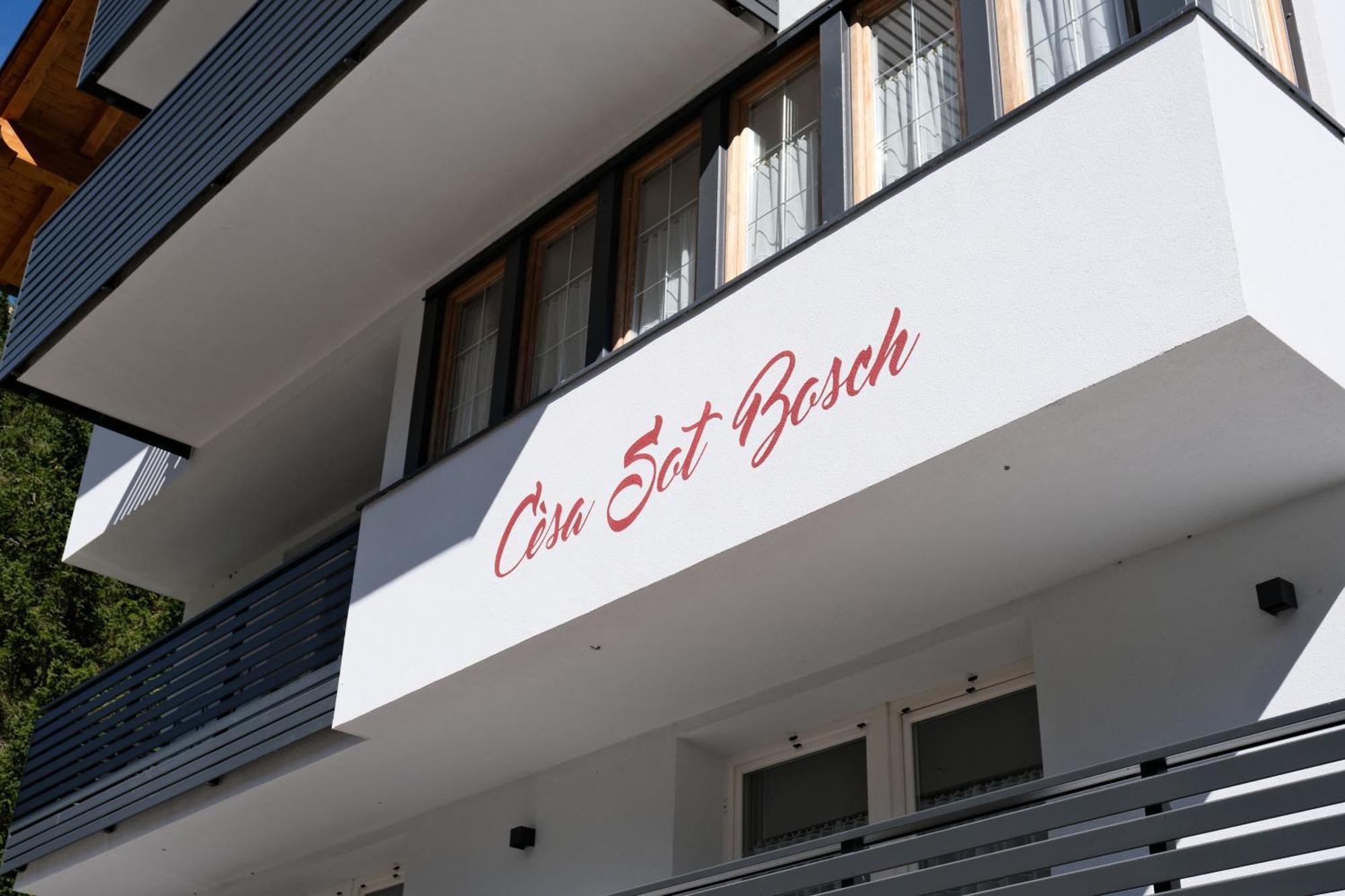 Appartement Cèsa Sot Bosch à Canazei Extérieur photo